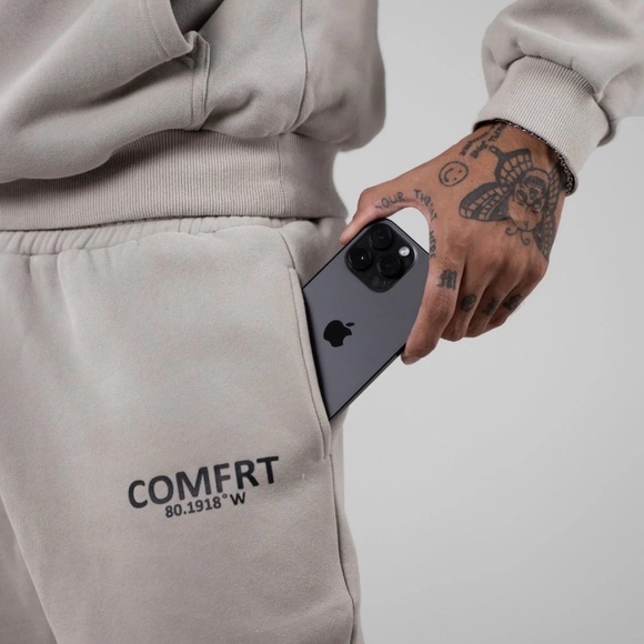 NWOT/ Unisex Hoodie and Sweatpant Set - Picture 5 of 5